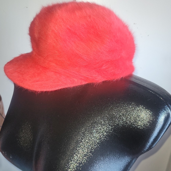 Vintage Kangol Red Faux Fur Brimmed Beret Made In England - Picture 4 of 7